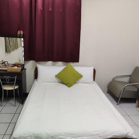 Papa Bear'S Guesthouse Taichung Habitación foto