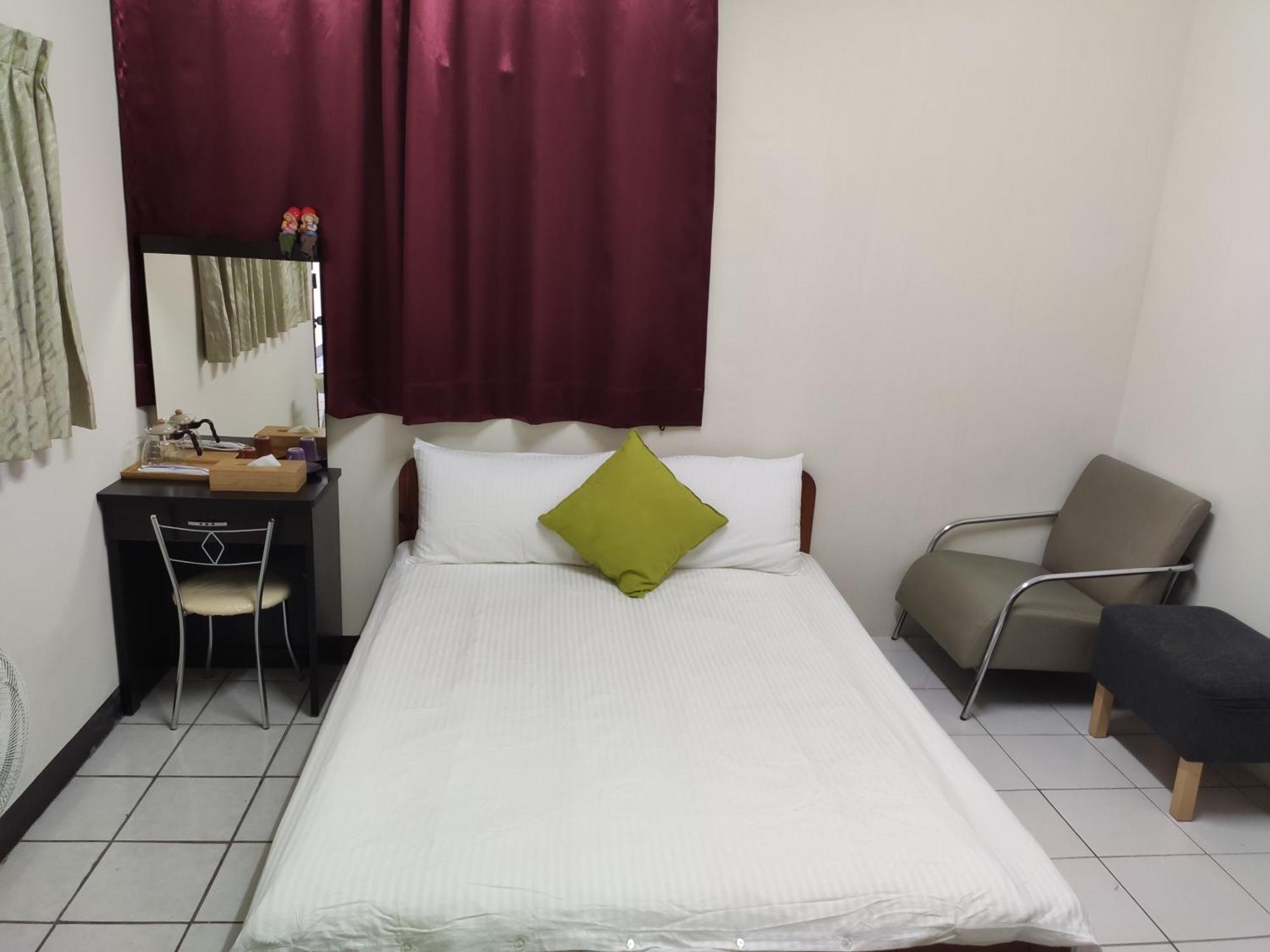 Papa Bear'S Guesthouse Taichung Habitación foto