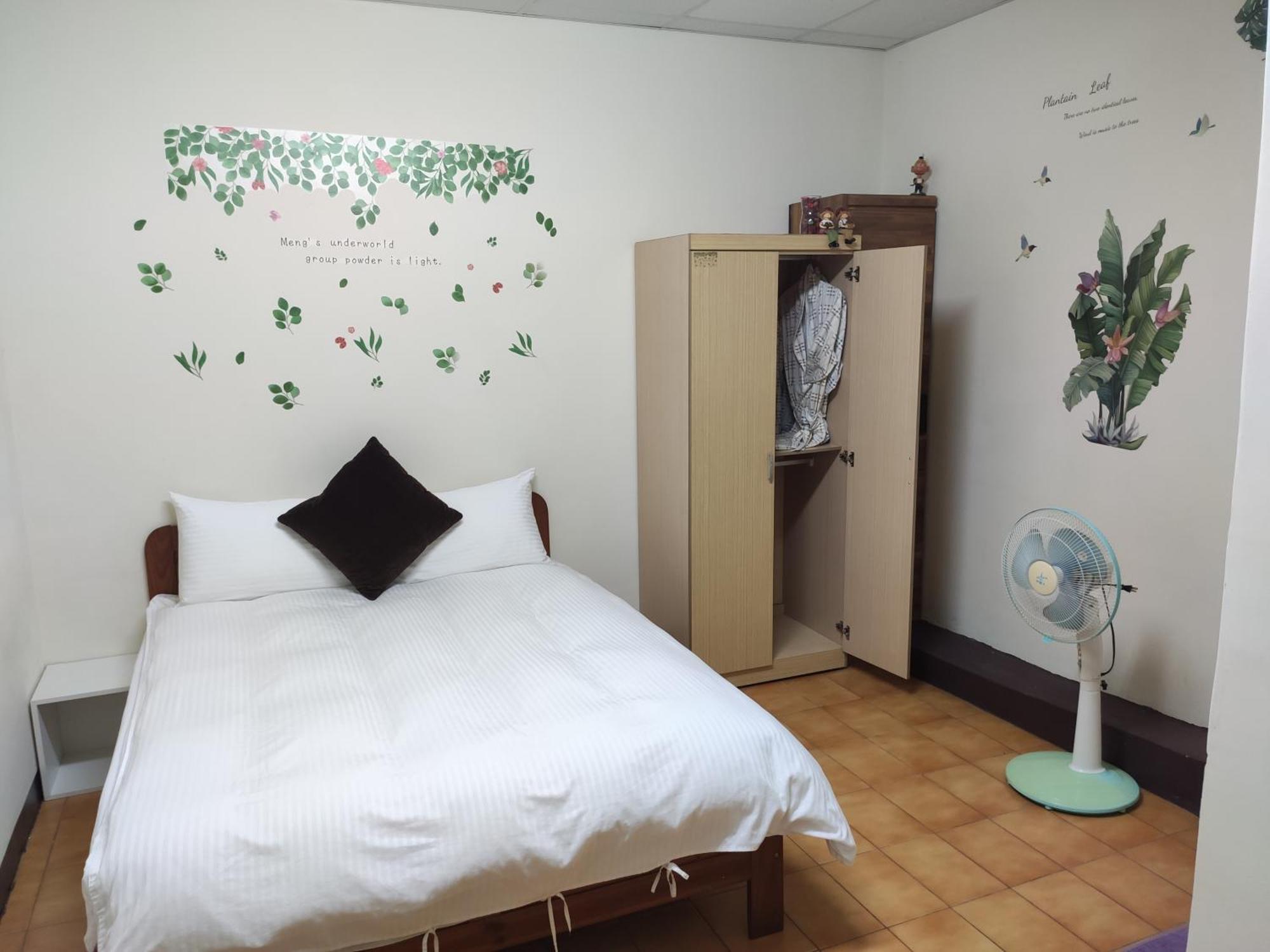 Papa Bear'S Guesthouse Taichung Habitación foto