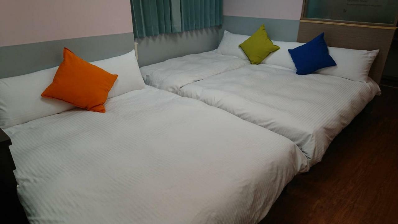 Papa Bear'S Guesthouse Taichung Exterior foto